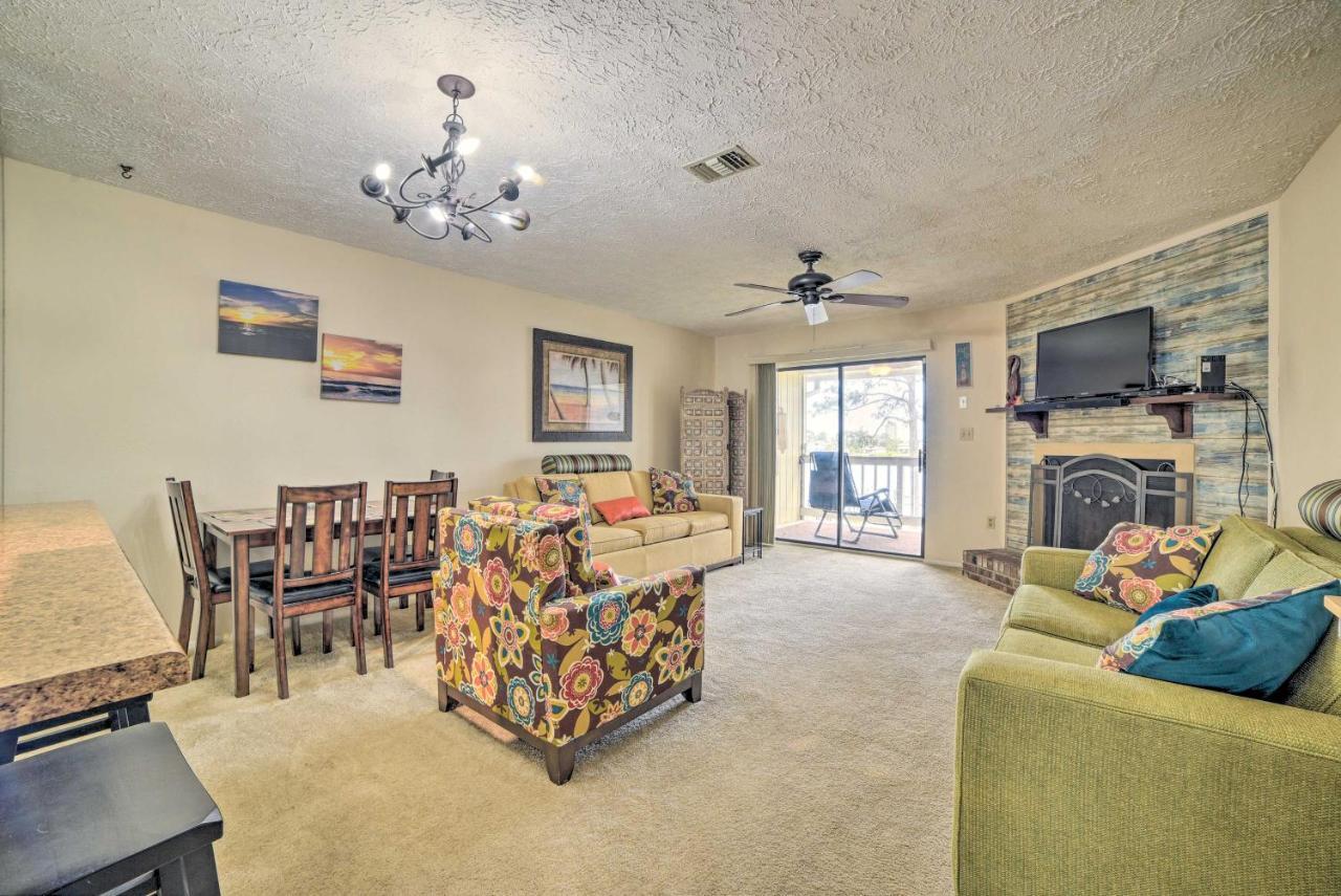 Bayside Pcb Escape With Community Pool And Docks!